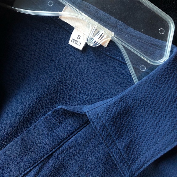 Top - Picture 2 of 3